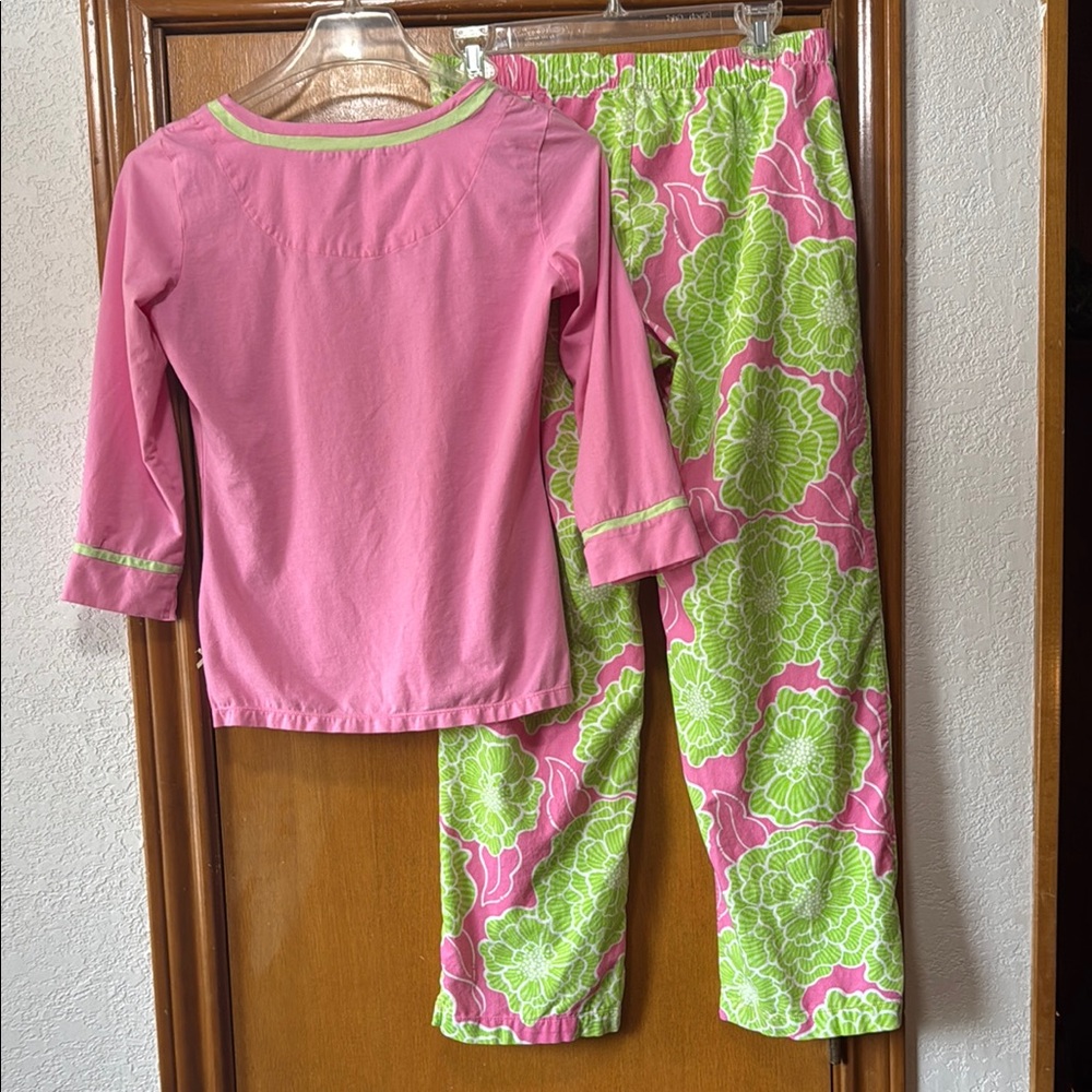 LILLY PULITZER Pink and Green 2 pc outfit - Picture 6 of 7